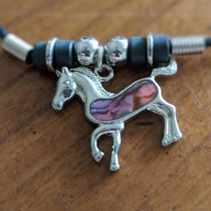 NWT Horse necklace made with genuine shell